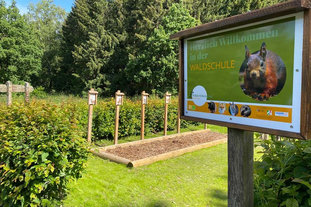 Überblick über die Waldschule am Walderlebnispfad Neuenrade